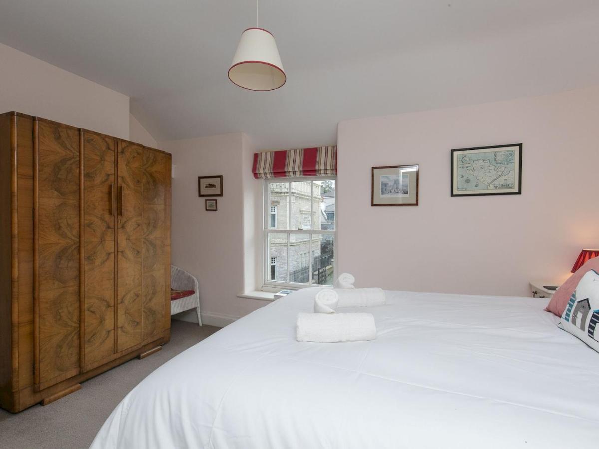 Pass The Keys Comfortable Stone Built Cottage In Menai Bridge Exterior photo