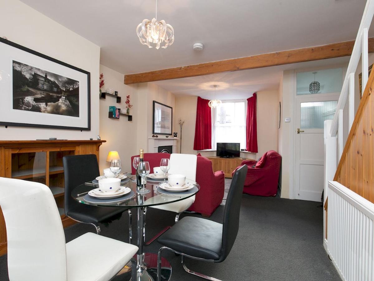 Pass The Keys Comfortable Stone Built Cottage In Menai Bridge Exterior photo